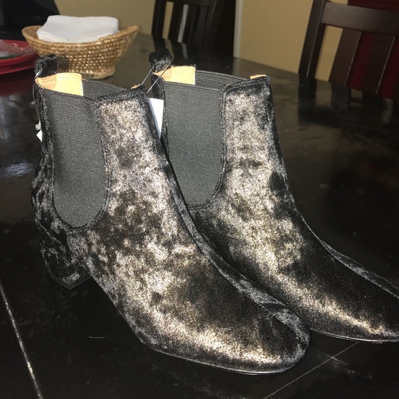 Report Black/Bronze Velvet Booties - Picture 3 of 5